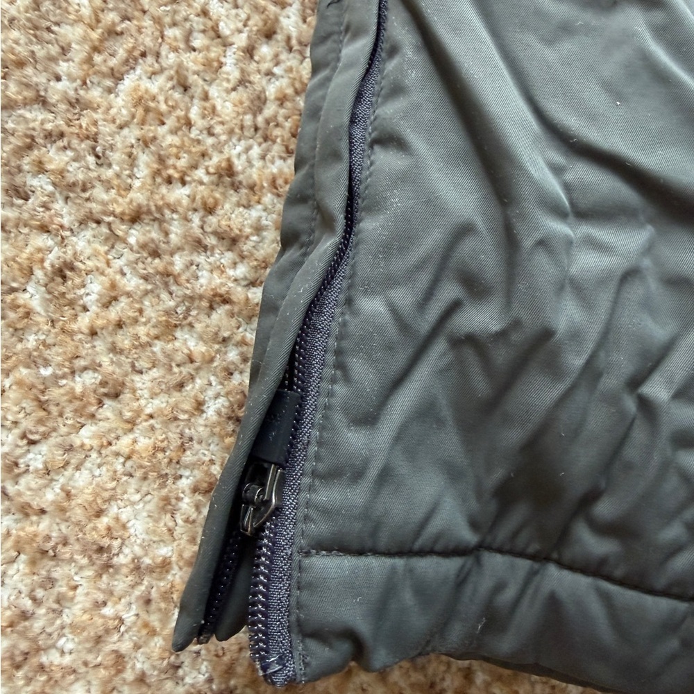 L.L. Bean gray Snow Pants size 10 (medium) bottom side zippers - Picture 4 of 4